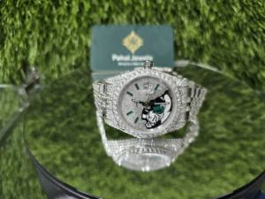 Montre en diamant moissanite blanche glacée, édition limitée, fabrication indienne, style hip-hop bling, disponible - Product Image 3