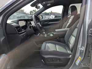 Offre Exceptionnelle 2025 Terrain AT4 SUV à Transmission Intégrale Automatique Intelligent en Bon État - Product Image 6