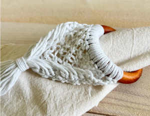 Ronds de serviette en macramé frangés - Product Image 4