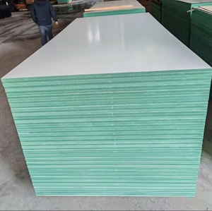 18mm Feuchtigkeitsbeständige MDF HDF Sperrholzplatte 1220x2440mm Umweltfreundliche Industriedesign-Möbelplatte - Product Image 1