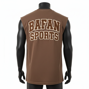 เสื้อยืดผู้ชายผ้าฝ้าย 100% ทรงหลวม พิมพ์ลาย เสื้อยืดแขนกุดโพลีเอสเตอร์พรีเมียม เนื้อผ้านุ่ม ยืดหยุ่น สีน้ำตาล พร้อมโลโก้ยาง - Product Image 2