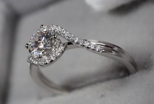 Anillo de Compromiso de Plata de Ley 925 con Moissanita, Anillo de Compromiso con Diamante de Moissanita, Anillo de Moissanita para Mujer - Product Image 2