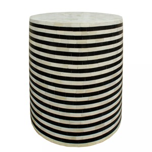 Table basse moderne en incrustation d'os pour le salon, meuble durable fait à la main avec taille et design personnalisables par ARTISAN CRAFT - Product Image 1