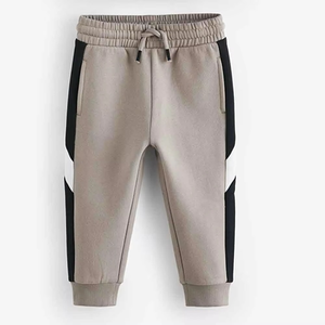 Conjunto Deportivo de Dos Piezas de la Mejor Calidad, Cómodo, con Logotipo Personalizado, Ropa de Calle de Moda, Chándal Color Block para Niños - Product Image 4