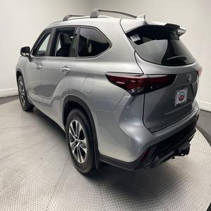 ¡Oferta Imperdible! Toyota Highlander LE 2024 Súper Limpio, 2.4L I4 PDI Turboalimentado DOHC 16V AWD Automático, SUV de Lujo Plateado - Product Image 2