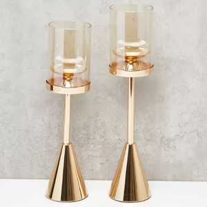 Diseño hecho a mano New Look Metal Glass Hurricanes Home Villa Tabletop Disponible Pintado a mano Acabado en oro Portavelas - Product Image 1