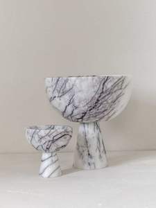 Présentoir à gâteaux en résine grise élégante Présentoir à desserts rond moderne Mariages Fêtes et événements spéciaux Centre de table décoratif pour la maison - Product Image 4