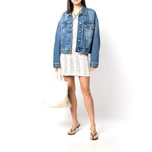 Vente en gros de vêtements de mode décontractés personnalisés pour femmes vêtements de ville veste en jean à manches bouffantes pour femmes de haute qualité - Product Image 2