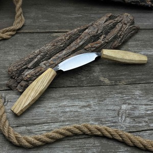 Cuchilla pequeña para proyectos de madera, hoja afilada de acero al carbono, mango de madera de Fresno, Funda de cuero - Product Image 1