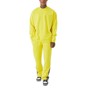 Survêtements décontractés de haute qualité pour hommes, meilleurs matériaux fabriqués pour la saison d'hiver, ensembles de vêtements d'extérieur à vendre à bas prix - Product Image 1