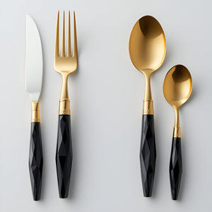 Juego de cubiertos dorados con diseño de diamantes negros elegantes de cubiertos de acero inoxidable de 4 piezas con asas de lujo para comedor portabilidad - Product Image 4
