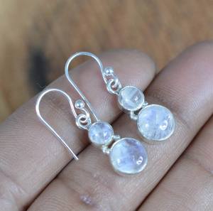 Dos pendientes de gota de piedra lunar de arcoíris, joyería de regalo de boda de Plata de Ley 925 sólida para novias, pendientes de piedras preciosas de diseñador - Product Image 1