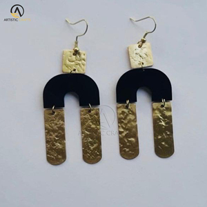Pendientes de estilo de moda irregular de diseñador de moda para mujer con cajas de joyería de madera elegantes de tamaño personalizado incluidas - Product Image 3