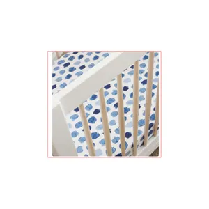 2023 Primavera Verano nueva llegada 70% bambú 30% algodón muselina estampado bebé sábana de cuna ajustada técnica de punto para ropa de cama de niños - Product Image 1