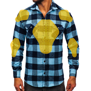 Camisa de franela con bolsillos en el pecho en patrón de cuadros azules y blancos con camisa protectora blindada para hombres para mayor seguridad - Product Image 6