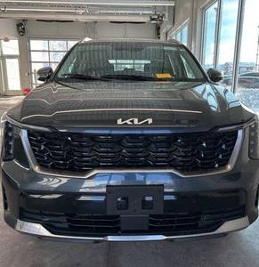 2024 pour Sorento S AWD SUV Automatique Conduite à gauche Intérieur foncé Sièges en cuir Pneus R19 7 places Toit ouvrant - Product Image 1