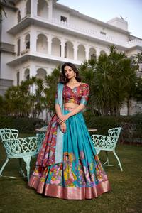 ชุด lehenga choli ลายแบบดั้งเดิมของ Navratri ชุด Garba แบบกำหนดเองสำหรับผู้หญิงสำหรับงานปาร์ตี้และงานแต่งงาน - Product Image 5