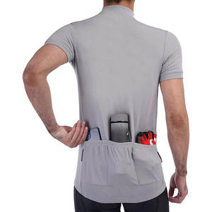 เสื้อปั่นจักรยานสำหรับผู้ชายชุดกีฬาน้ำหนักเบากันลมแห้งเร็วระบายอากาศได้ดีขายส่ง - Product Image 2