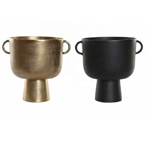 Hot Seeling Matte Black Vase with Handle Modern Decorative <b>Tabletop</b> Flower Vase Perfect for Home or Office at Wholesale Price - Product Image 3