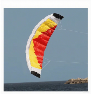 Cometa deportiva multilínea 2M cometa acrobática suave de abeto doble y Rojo empaquetada en bolsa - Product Image 2