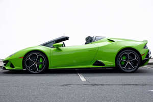 Lamborghini Huracán EVO Spyder 2023 standardisée disponible à la vente - Product Image 3