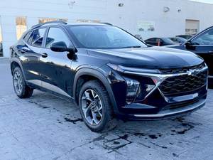 CHEVROLET TRAX LT 2024 D'OCCASION CÔTÉ GAUCHE/DROIT - Product Image 2