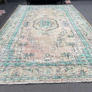 Alfombra Vintage, Alfombra Turca Grande de 5.7x9 pies, Alfombra de Lana con Estampado Animal Azul y Blanco - Product Image 2