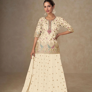 Gulkayara Tanvi Robe de bal moderne longueur plancher Lehenga Choli Designer Chinon Brodé Décoration élégante - Product Image 1