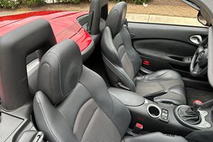 NISSAN 370Z ROADSTER 2010 USADO, Volante a la Izquierda/Derecha - Product Image 2