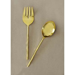 Poignée en spirale avec serveur à salade argenté Serveur à salade décoratif en métal avec poignée torsadée rustique noire - Product Image 2