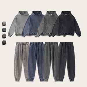 Conjunto de Sudadera con Capucha y Pantalones Deportivos Vintage Desgastados Personalizados para Hombre, Ropa Urbana Retro |   Sudadera con Capucha Extra Grande y Hombros Caídos - Product Image 4