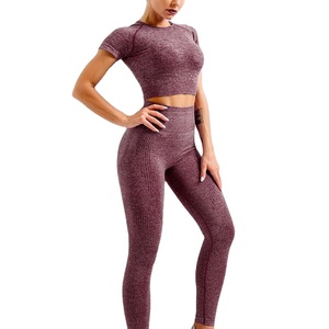 Conjunto de Top Deportivo y Shorts de Yoga de Compresión Transpirable para Mujer, Secado Rápido, Elástico, con Espalda Cruzada, Ropa Deportiva con Forro de Spandex - Product Image 1