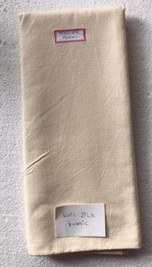 Tissu de brocart Noil en soie naturelle 100% sur mesure Jacquard Interlock Heavyweight pour les créateurs de vêtements Textiles de maison-Revente - Product Image 6