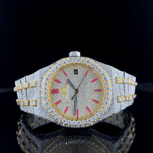 Montre unisexe de luxe classique à mouvement à quartz, cadran en verre, cadran avec date, bracelet en or rose, entièrement sertie de diamants en moissanite - Product Image 1