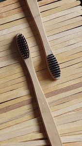 2025 Meilleure vente Eco charbon de bambou voyage brosse à dents biodégradable antibactérien hygiène buccale durable zéro déchet - Product Image 6