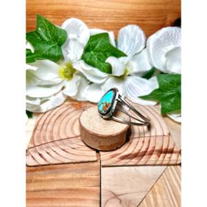 Navajo Handmade #8 Turquoise & Sterling Silver Fashion Cuff Bracelet - Product Image 3