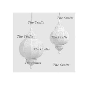 Ensemble de deux lanternes suspendues de couleur blanche en fer de taille différente pour accessoires de décoration intérieure - Product Image 1