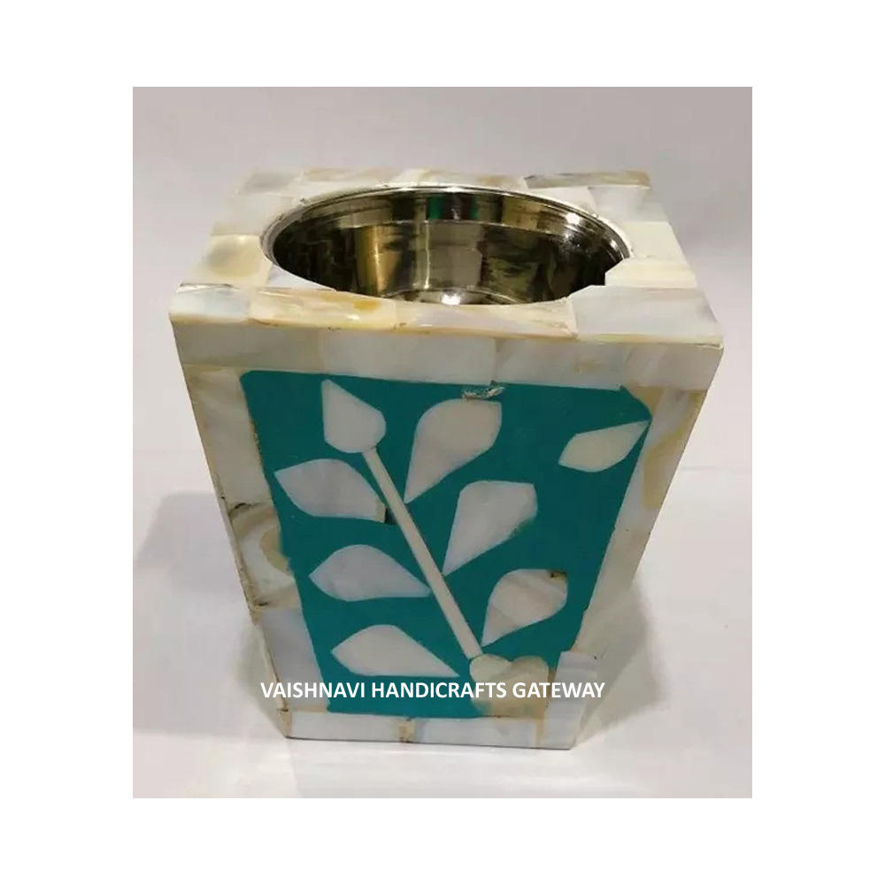 สีเขียวและสีฟ้า