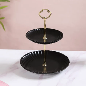 Soporte para pasteles de acero pulido de tres niveles con base de metal en lotes al por mayor adecuados para exhibir pasteles, tartas pasteles elegantes - Product Image 5