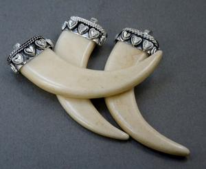 Collier avec pendentif en os de buffle, bijoux tribaux naturels et durables pour femmes, haute qualité - Product Image 5