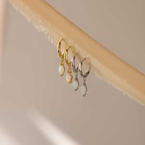 925 argent plaqué or Marquise opale boucles d'oreilles pendantes opale pétale Huggie conception pierres précieuses bijoux parfait cadeau de fête pour maman - Product Image 3
