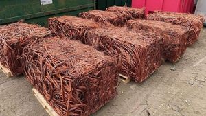 Fil de cuivre pur de très haute qualité 99,95%-99,99% en gros, aspect cuivre brillant, câble Mill Berry en gros - Product Image 2