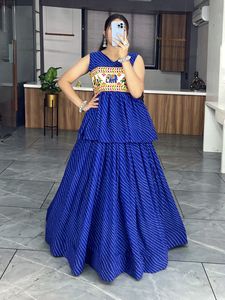 Collection Premium de haute qualité Designer exclusif Faux Gorgette Leheriya Imprimé Avec Gamthi Work Lehenga Et Top - Product Image 3