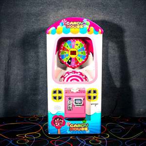 Máquina expendedora de premios Candy House con abridor de monedas y billetes, con grúa de garra y muñecos, para mayores de 6 años, 1 año de garantía - Product Image 1