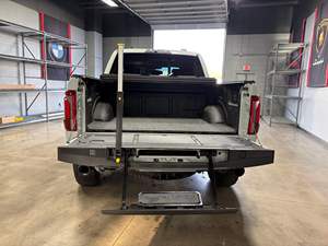 F-150 R 2024, V8 suralimenté de 720 ch, 4 roues motrices, peu modifié - Product Image 4