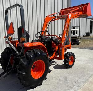 Pour Kubota B7800 4x4 tracteur de marche nouveauté avec moteur Diesel 30 HP 540 PTO attache rapide chargeur broche seau noyau d'engrenage - Product Image 3