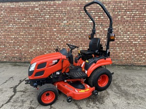 Tractor cortacésped de alta eficiencia Kioti CS2510 y con plataforma de corte de montaje medio |   Tractor Cortacésped Kiotic Usado y Nuevo a Precio Económico - Product Image 3