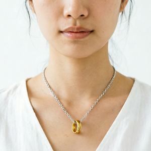 Collier vintage avec pendentif cercle mystérieux gravé de runes, en acier inoxydable plaqué or véritable 18 carats, longue chaîne pour pull - Product Image 5