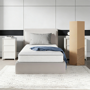 Colchón de Espuma de Alta Densidad Enrollado, Ecológico, 30 cm de Grosor, Diseño que Ahorra Espacio, Fácil Envío para Muebles de Hotel - Product Image 1