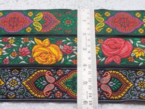 Encaje de Jacquard floral de lujo hecho a medida-Encaje decorativo multicolor para ropa nupcial y étnica para clientes de boutique - Product Image 2